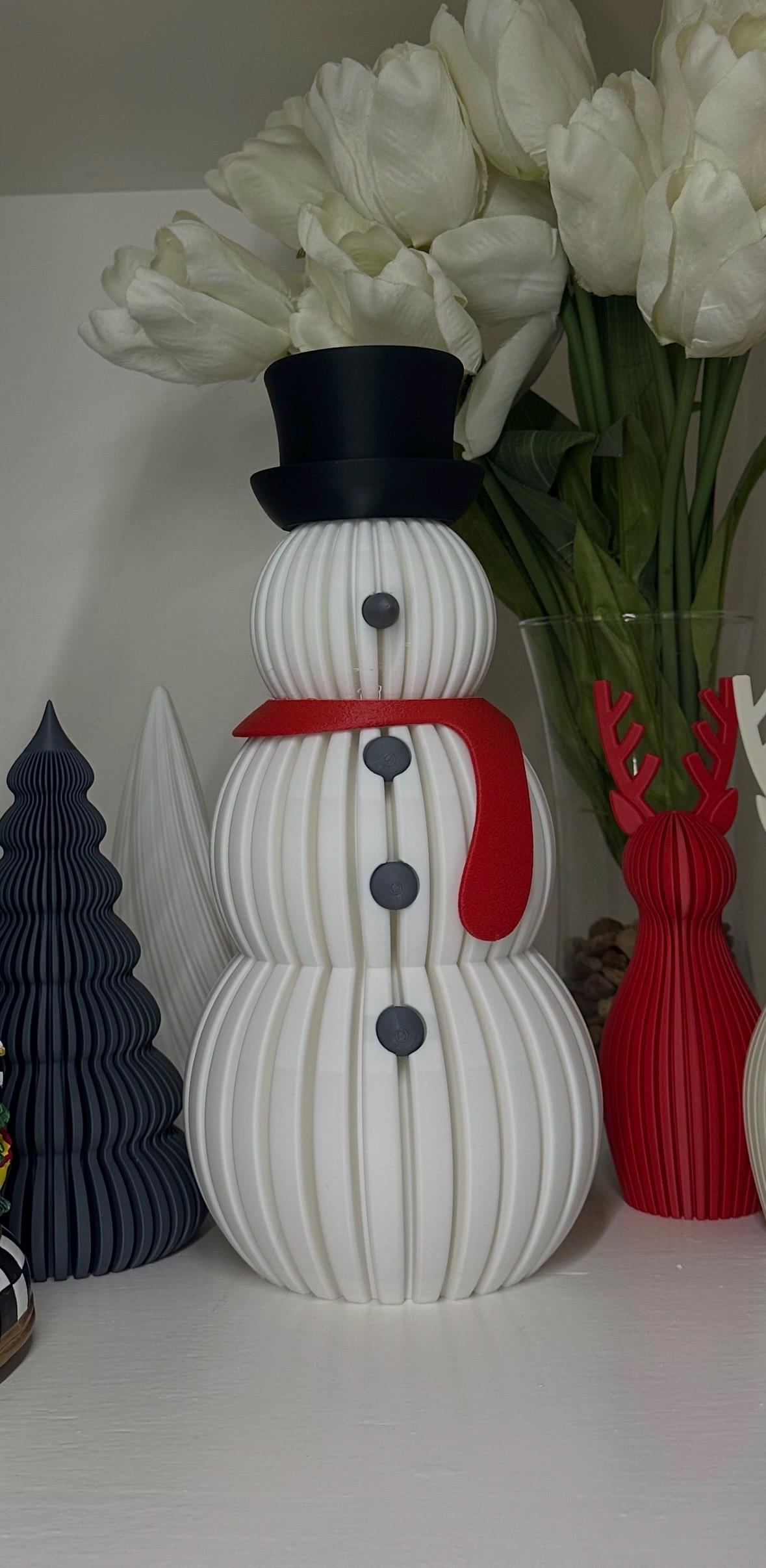 Modern Snowman Sculpture – Minimalist Winter Décor for Mantel, Shelf & Holiday Display