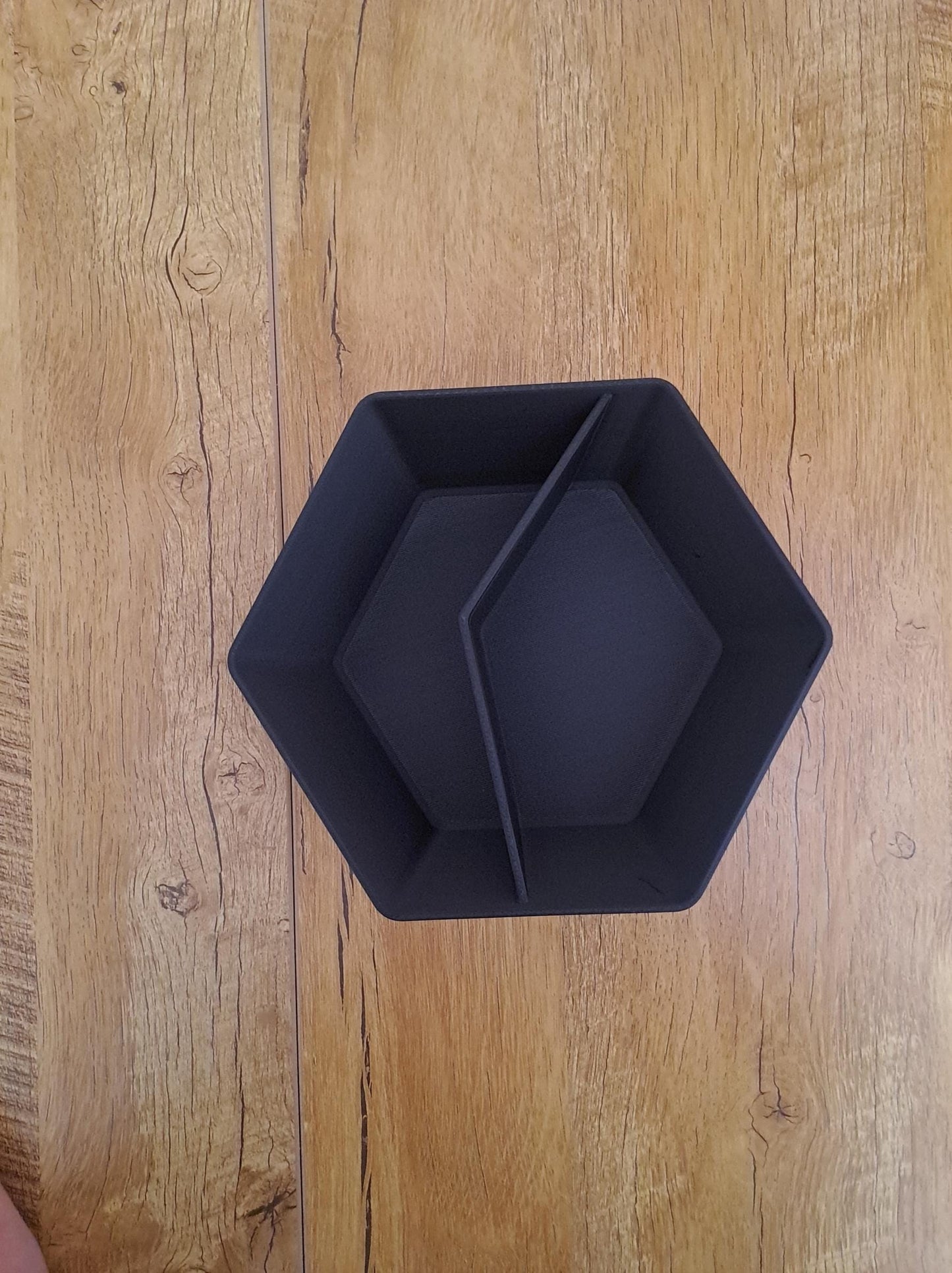 3D Printed Pistachio Bowl – Modern Snack & Shell Separator