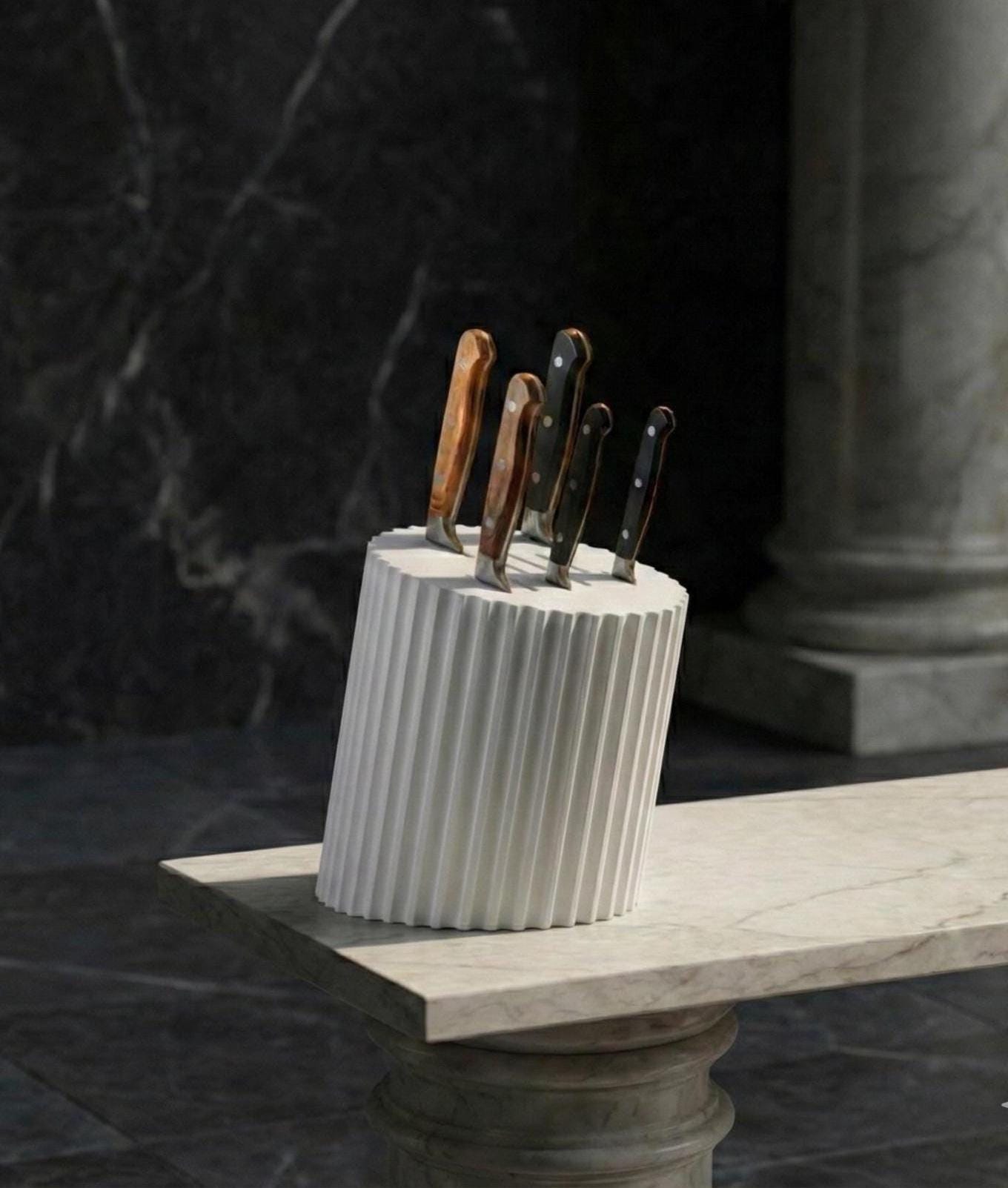 Modern Ribbed Knife Block Holder – Minimalist Kitchen Counter Organizer